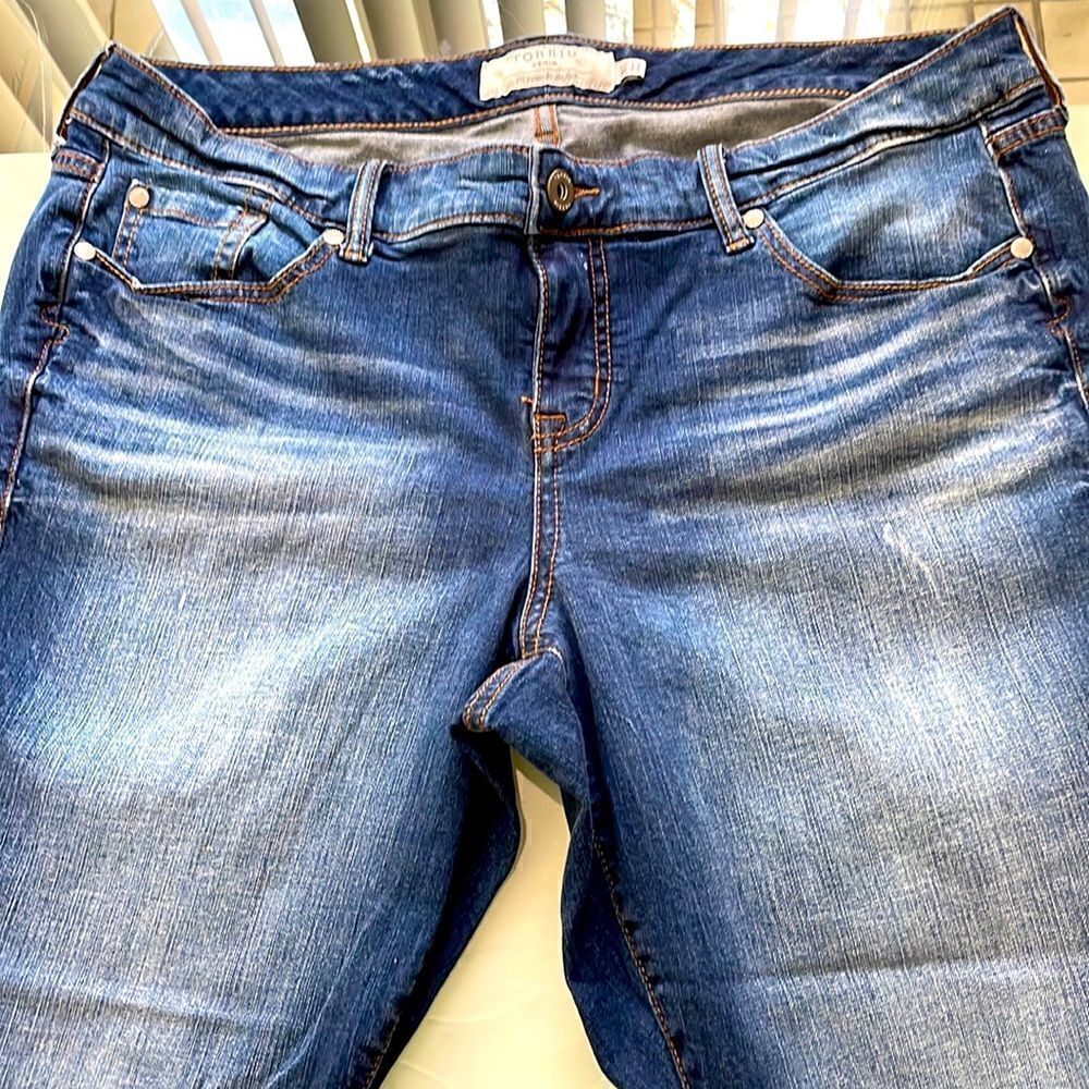 Torrid denim we swear by the fit 16s dark blue wash